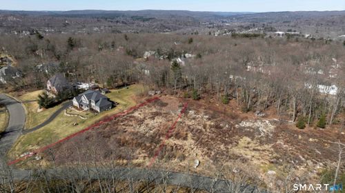 110 Windsor Ct, Avon, CT, 06001 | Card Image