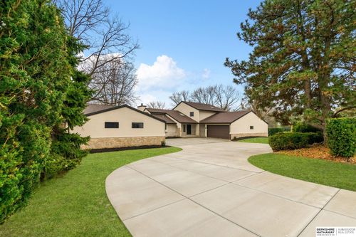 21025 Roundup Rd, Elkhorn, NE, 68022-2156 | Card Image
