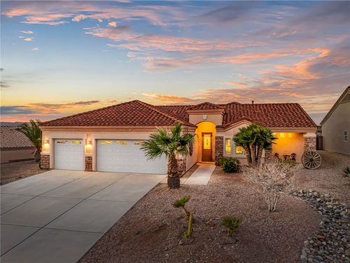 2289 Soaring Eagle Dr, Bullhead City, AZ, 86442-8422 | Card Image