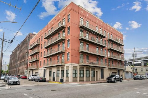 205-450 John Churchill Chase St, New Orleans, LA, 70130-4034 | Card Image