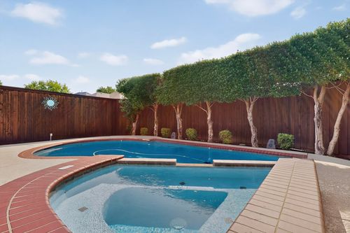 6400 Day Spring Dr, The Colony, TX, 75056-3732 | Card Image