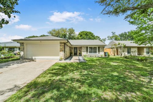 12018 Woolford Dr, Houston, TX, 77065-3843 | Card Image