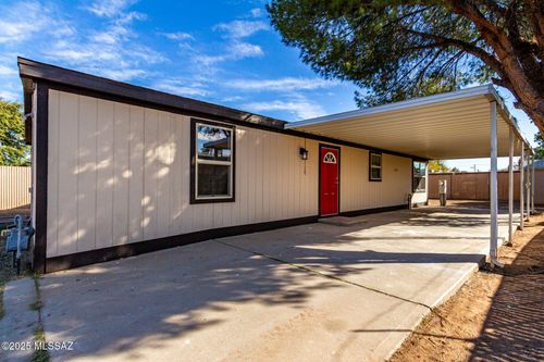 3056 N Geronimo Ave, Tucson, AZ, 85705-4637 | Card Image
