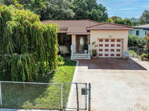 2830 Sw 17th St, Miami, FL, 33145-1906 | Card Image