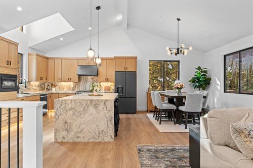 1174 Statford Way, Tahoe Vista, CA, 96148-9804 | Card Image