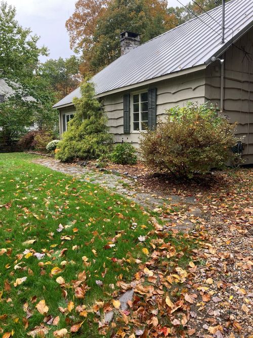 25 Sandstrom Rd, New Preston Marble Dale, CT, 06777-1715 | Card Image