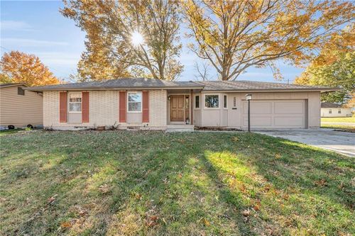 13005 E 45th Street S, Independence, MO, 64055 | Card Image