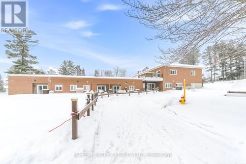 201-1 Brockhouse Way, Deep River, ON, K0J1P0 | Card Image
