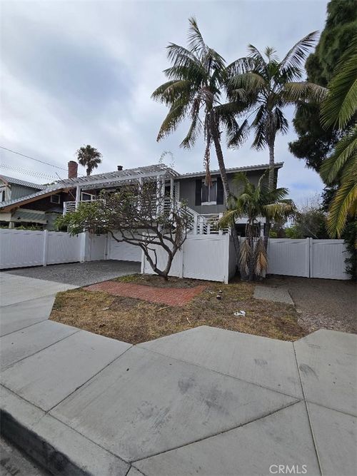 544 Bernard St, Costa Mesa, CA, 92627-2658 | Card Image