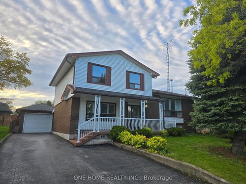 223 Elmwood Rd, Oakville, ON, L6K2A9 | Card Image