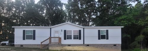 107 Racoon Pl, Pikeville, NC, 27863-8858 | Card Image