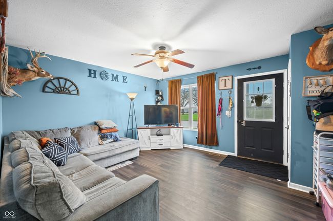 110 9 Th St, House other with 3 bedrooms, 2 bathrooms and null parking in Seymour IN | Image 4
