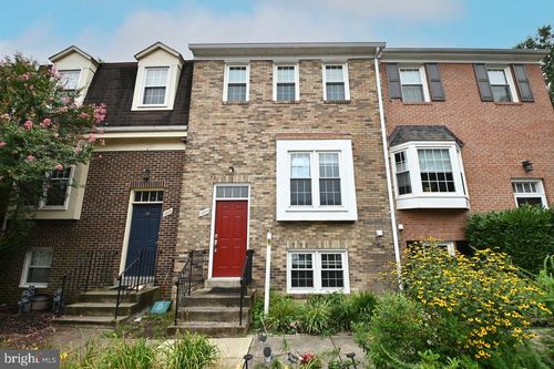 3804 Brighton Ct, Alexandria, VA, 22305-1571 | Card Image