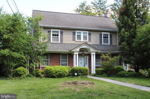 2 Buckingham Ave, Trenton, NJ, 08618-3312 | Card Image