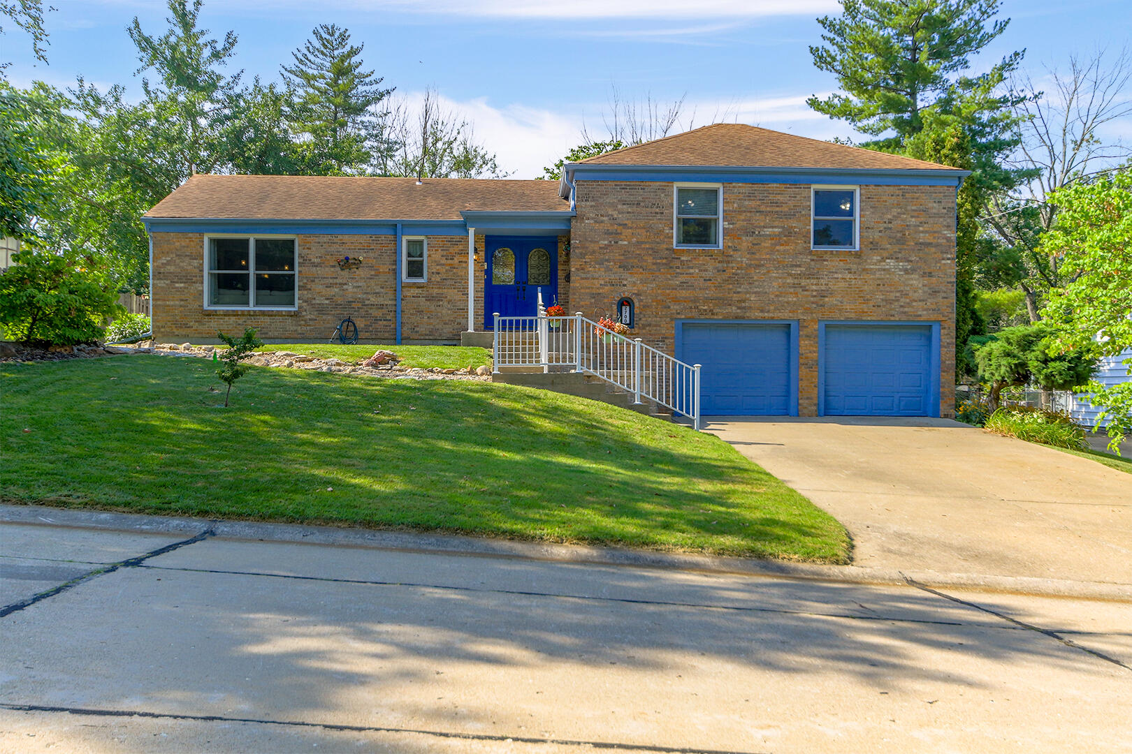 Cardinal Dr, Columbia, MO 65201
