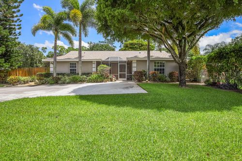 8970 Yearling Dr, Lake Worth, FL, 33467-1150 | Card Image