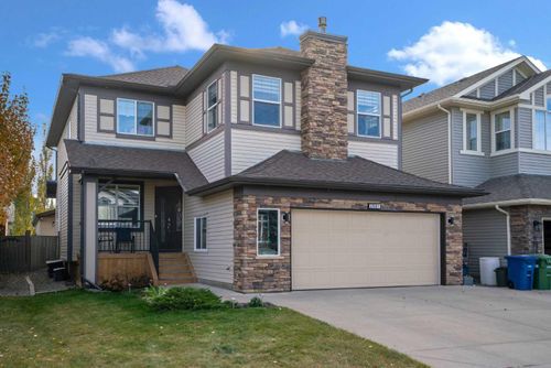2581 Coopers Cir Sw, Airdrie, AB, T4B3B7 | Card Image