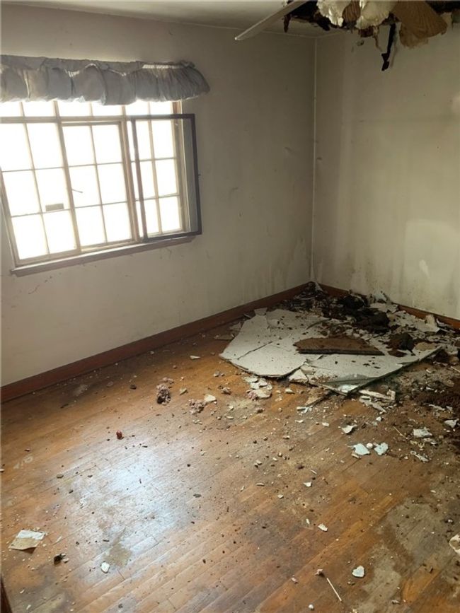 1823 Wright St, House other with 2 bedrooms, 1 bathrooms and 5 parking in Wilkinsburg PA | Image 22