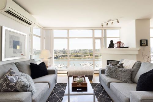 1702-1199 Marinaside Cres, Vancouver, BC, V6Z2Y2 | Card Image