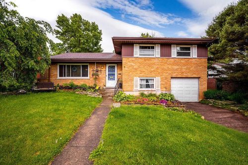 1031 Thunderbird Ave, Cincinnati, OH, 45231-5823 | Card Image