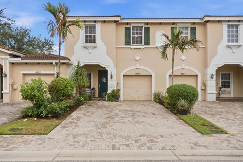 4257 Sw Pine Cove Ct, Stuart, FL, 34997-3051 | Card Image