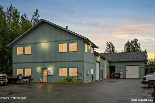 995 S Check Street, Wasilla, AK, 99654 | Card Image