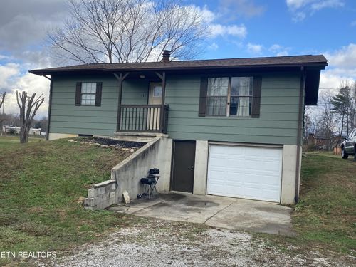 332 Slaven Lane, Oneida, TN, 37841 | Card Image