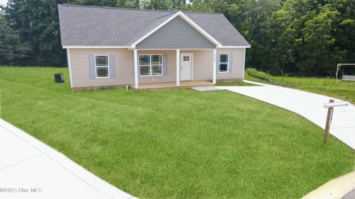 3241 Dolostone Ct, Wilson, NC, 27893-5266 | Card Image