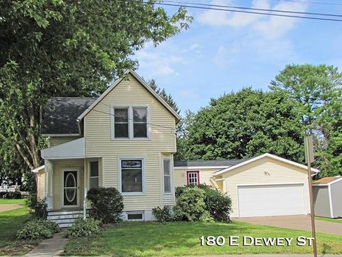 180 E Dewey St, Platteville, WI, 53818-2235 | Card Image