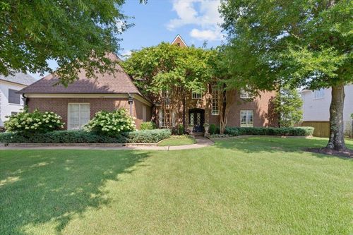 1292 Brayshore Dr, Collierville, TN, 38017-3917 | Card Image
