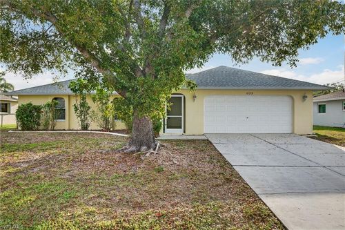 1023 Se 18th Ave, Cape Coral, FL, 33990-1840 | Card Image