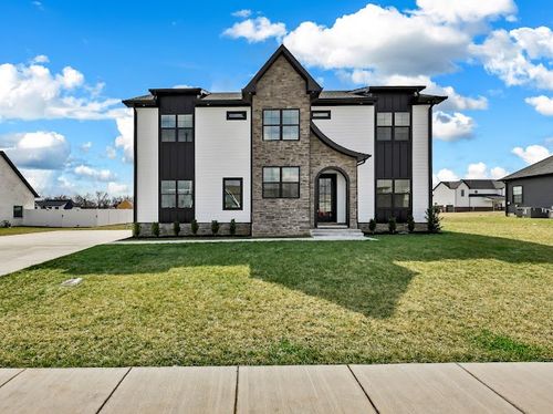 339 Ellington Dr, Clarksville, TN, 37043-2532 | Card Image