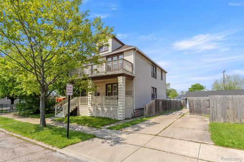 63 Stoner St, River Rouge, MI, 48218-1538 | Card Image