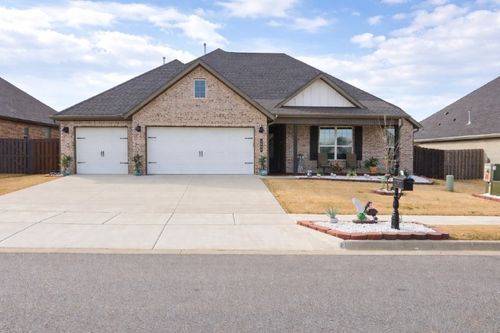 2109 Abbott Ln, Pea Ridge, AR, 72751-5025 | Card Image