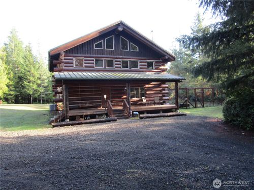 40 E Seahawks Way, Belfair, WA, 98528-7508 | Card Image