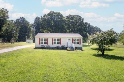 5072 Old Richmond Road, House other with 3 bedrooms, 1 bathrooms and null parking in Blackstone VA | Image 2