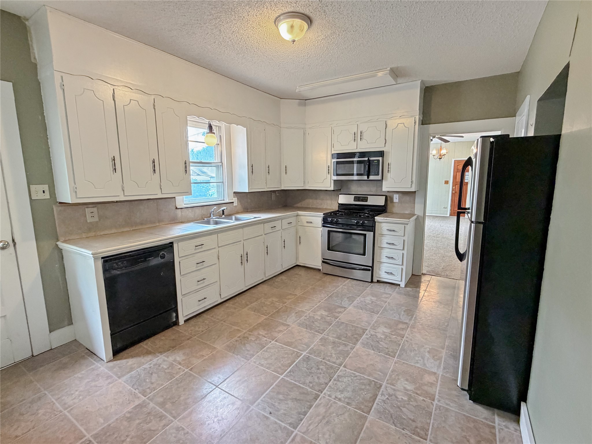 Residential in Eastland 5
