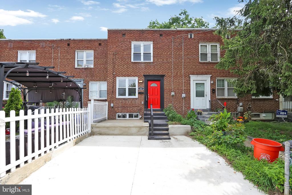 35th St, Camden, NJ 08105
