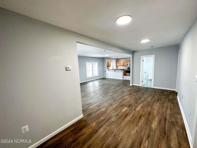 209 E Williamson St, House other with 4 bedrooms, 2 bathrooms and null parking in Mount Olive NC | Image 10