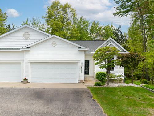 5610 Copper Sands Run, Fruitport, MI, 49415-8876 | Card Image