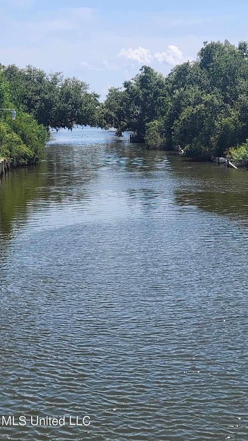 Lot 544 Fisher St, Bay Saint Louis, MS, 39520-9769 | Card Image