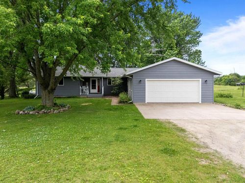 N5495 Spring Creek Road, LITTLE WOLF, WI, 54949 | Card Image