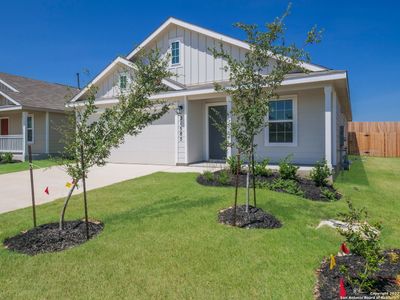 130 Ciarans Crossing, House other with 3 bedrooms, 2 bathrooms and null parking in Fredericksburg TX | Image 2