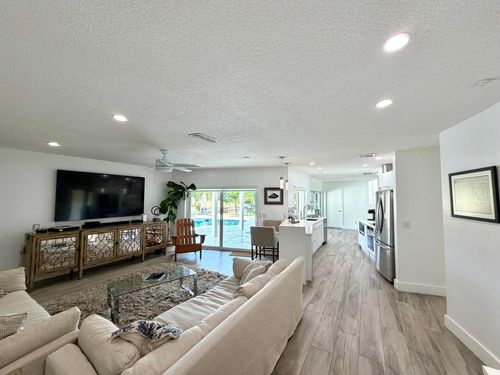 100 Sw 11th Ave, Boca Raton, FL, 33486-4565 | Card Image