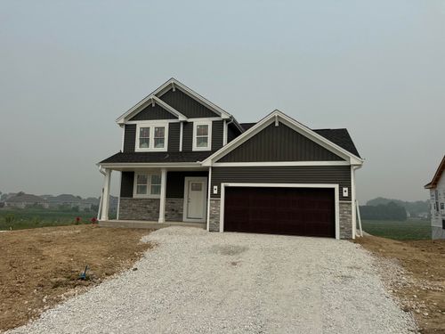 3661 Perennial Pkwy, Caledonia, WI, 53126-5621 | Card Image