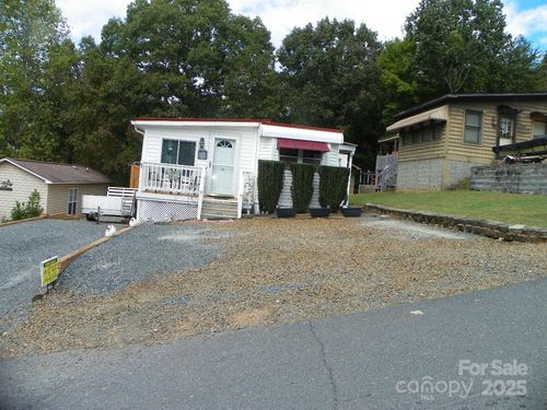 218 Cardinal Dr, Badin Lake, NC, 28127 | Card Image