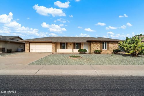 10528 W Tumblewood Dr, Sun City, AZ, 85351-1631 | Card Image