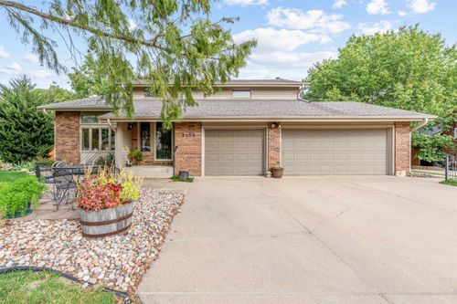 2350 Hillside Dr, Salina, KS, 67401-3563 | Card Image