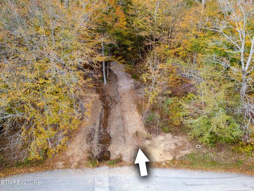 2 W Bullrun Valley Dr, Heiskell, TN, 37754 | Card Image