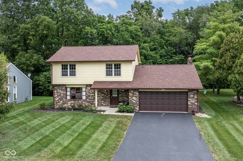 5516 Ridge Hill Way, Avon, IN, 46123-8180 | Card Image